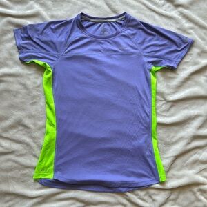 Nike Women’s Dri-Fit running short sleeves Tee-size S